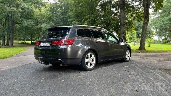 Pārdodu auto kurš nekad nav pievīlis, un arī turpinās nepievilt, japāņu šedevru Hondu Accord. Auto patiešām ļoti labi vadās, ...