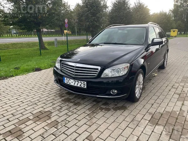 Mercedes 220 - 1