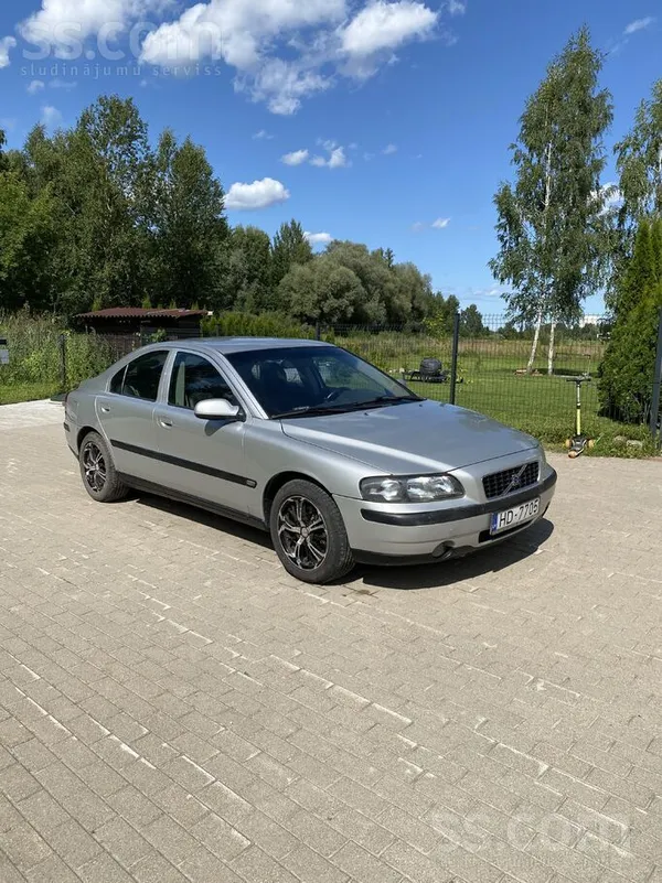 Volvo S60