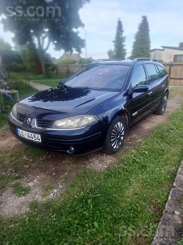 Renault Auto labā tehniska stāvokli, tehniska apskates aiz