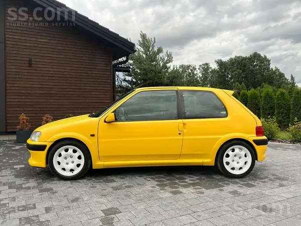 Moderna klasiku. Spilgts un emocionāls auto ar kuru var braukt uz visiem vas