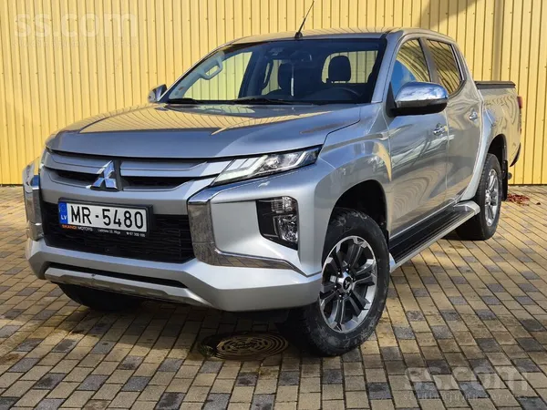 Mitsubishi L200 2, 3 dīzelis 110kW/150zs.
Cena ar Pvn.
Komplektācija: