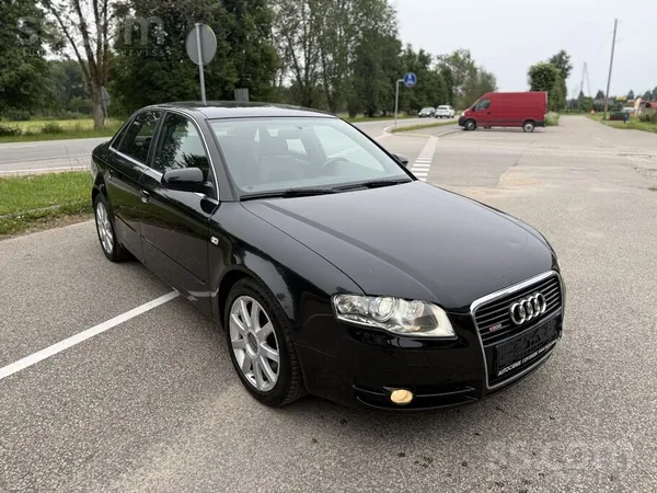 Audi A4 - 1