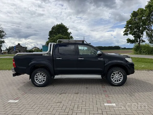 Toyota Hilux