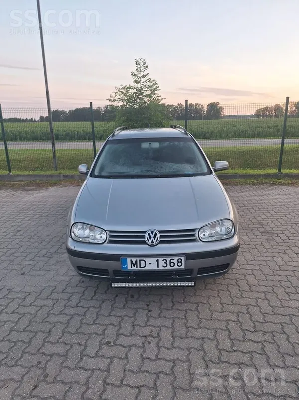 Volkswagen Golf 4