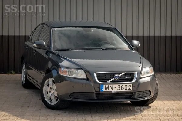 Volvo S40