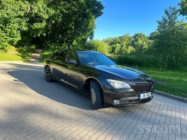 Pārdod BMW 730, 2010.gada. Nesen veikta apkope. Cena runājama.