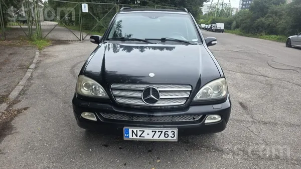 Mercedes ML270