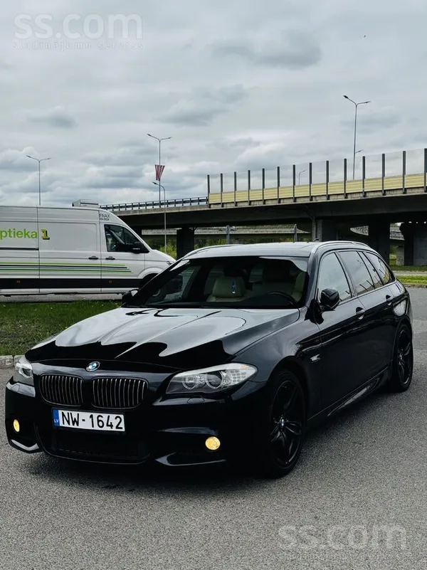 BMW Pārdod f11 Mpack 535d ar 230kw dīzeļdzineju, aizmu