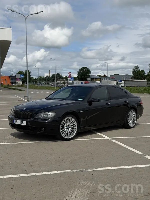 BMW 730