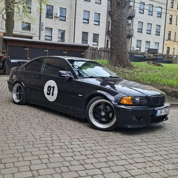 BMW 328