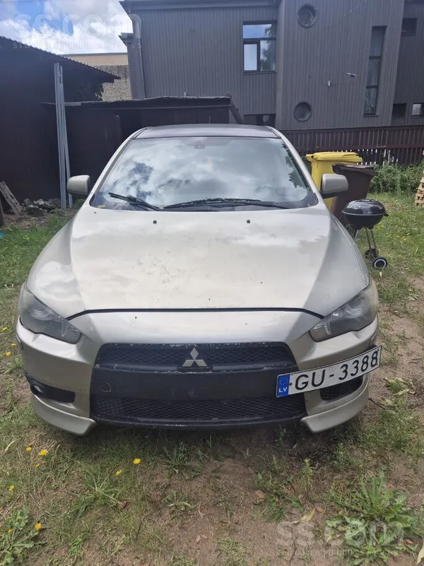 Mitsubishi Lancer