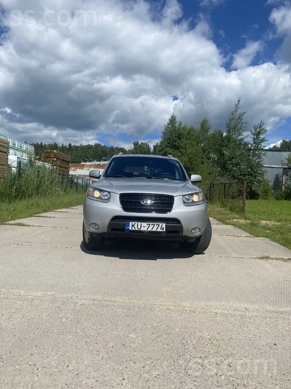 Hyundai Pārdodu Hyundai Santa FE ar 2.2 dīzeļmotoru 4x4 au