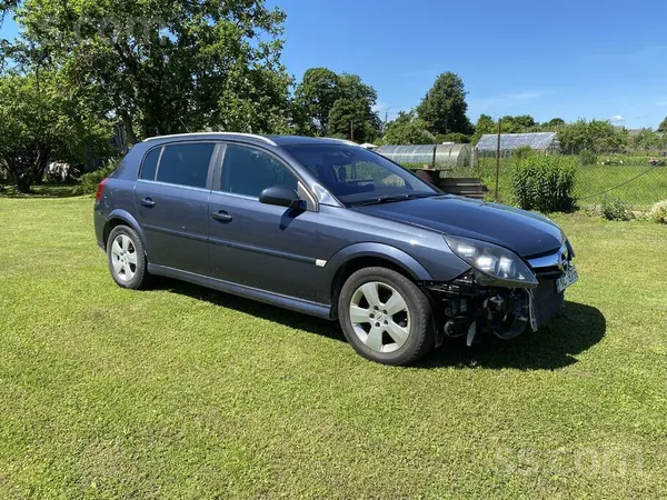 Tirgoju Opel Signum 1, 9cdti (110kw) manuālā ātrumkārba (6ātrumi). Nav tehni
