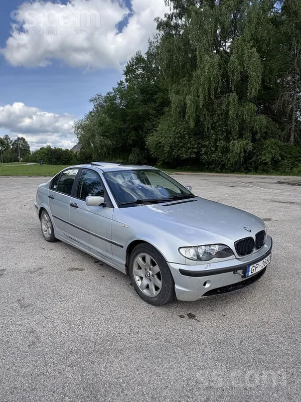 BMW 320