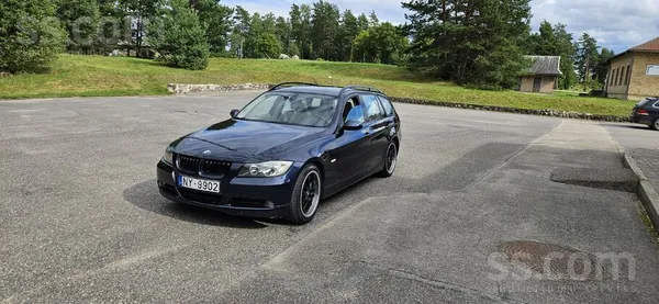 BMW 320