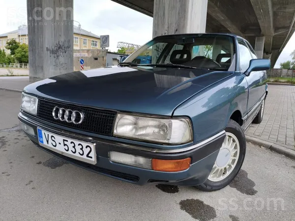 Audi Pārdod automašīnu teicamā tehniskā un vizuālā stāv