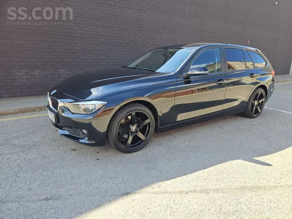 BMW 320