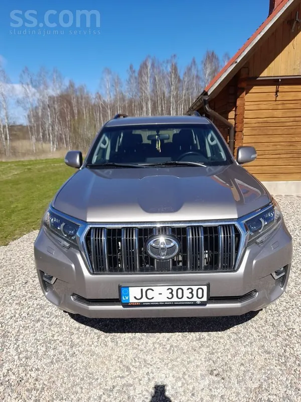 Labā tehniskā stāvoklī. Pretrūsas apstrāde.