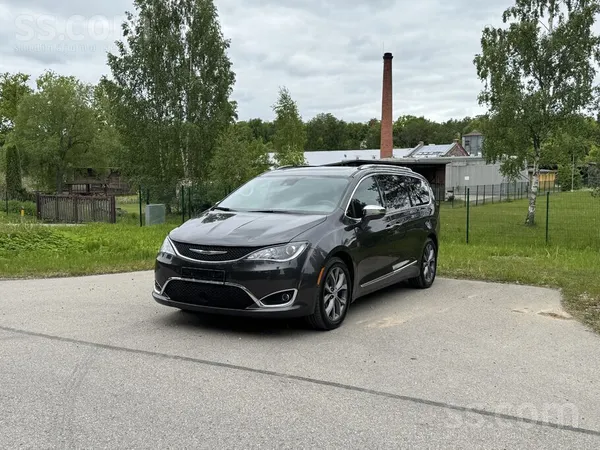 Chrysler Pacifica