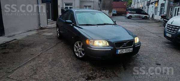 Volvo S60