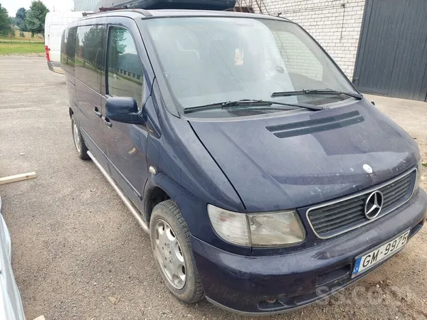 Mercedes V230