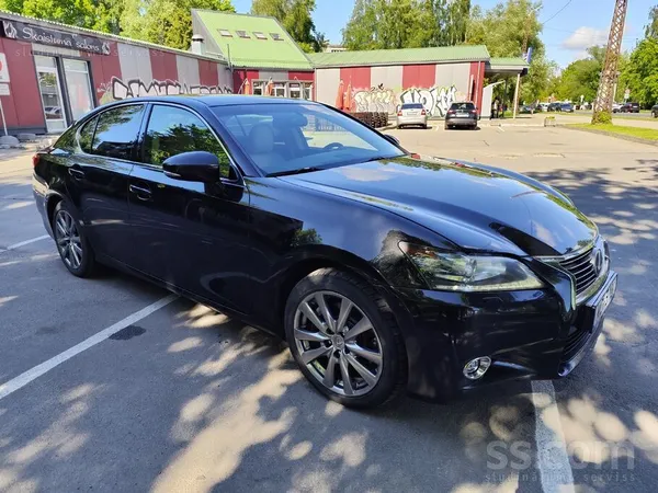 Lexus Gs250I. Авто куплен новым в Lv. Авто в отличном со