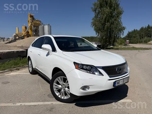 Lexus RX 450H, очень надёжный, красивый и динамичный автомобиль, богатая ком