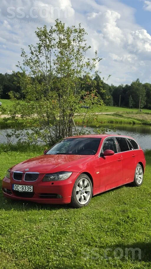 BMW 330