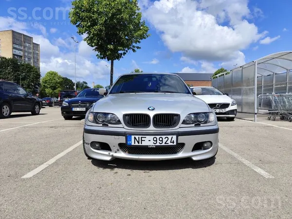 BMW 320