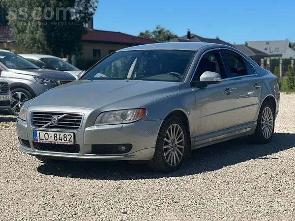 Volvo S80