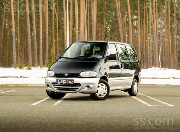 Nissan Nissan Serena 1.6l benzīns. 71kKw