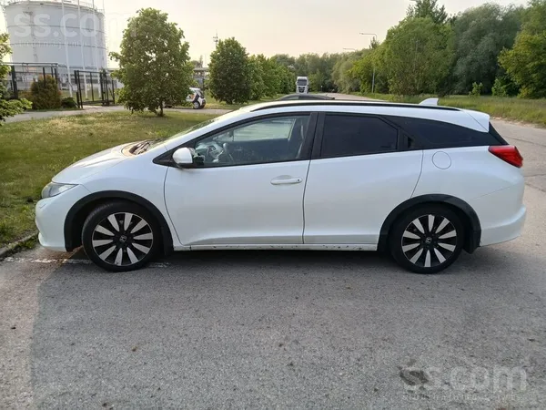 Honda Honda Civic Tourer 1.6 дизель, 2014 4300 €