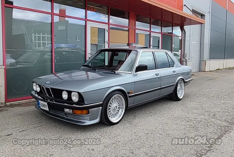 BMW 525 - 1
