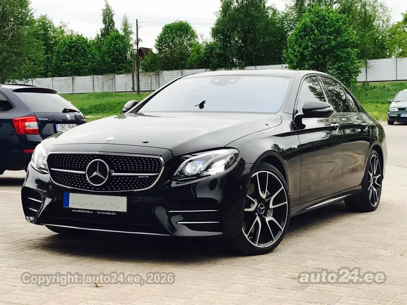 Mercedes-Benz E 43 AMG - 1