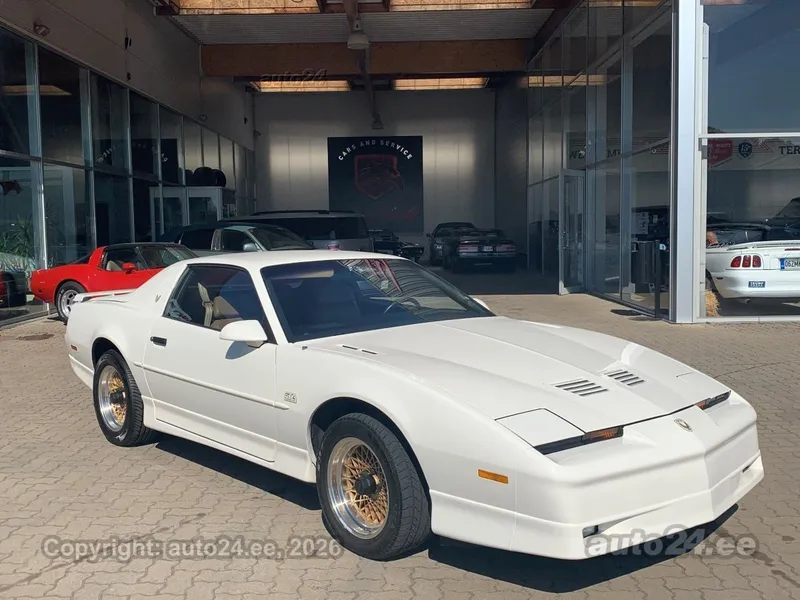 Pontiac Firebird - 1