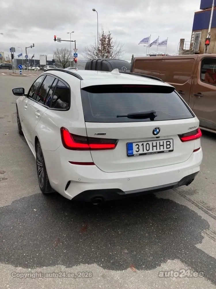 BMW 320 - 1