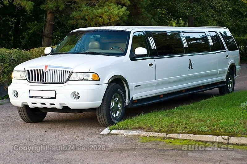 Lincoln Navigator - 1