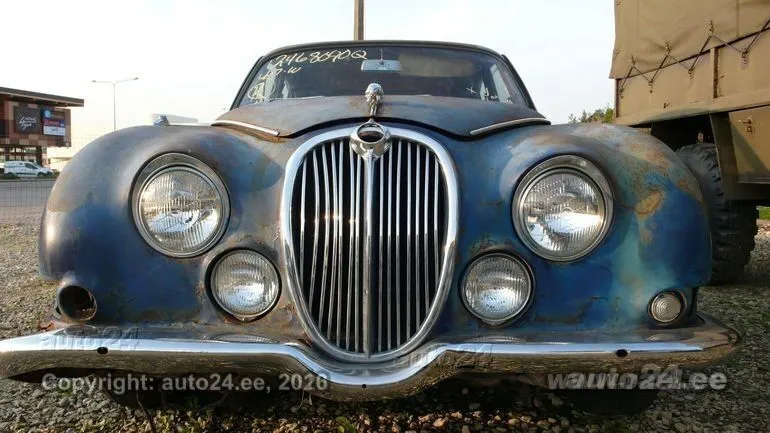 Jaguar S-Type - 1