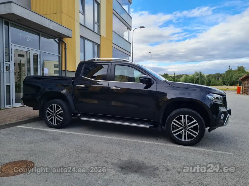 Mercedes-Benz X 250 - 1