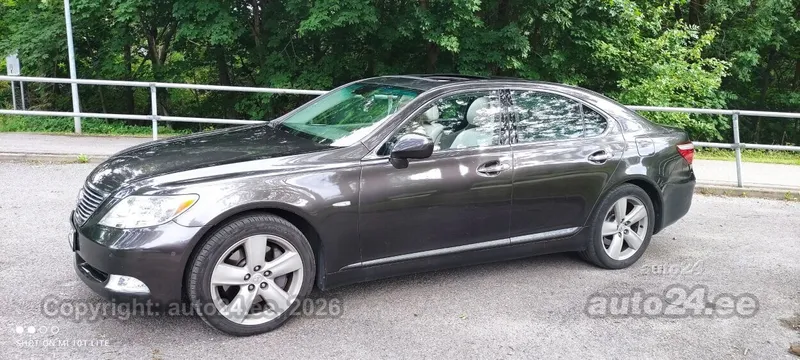Lexus LS 460 - 1