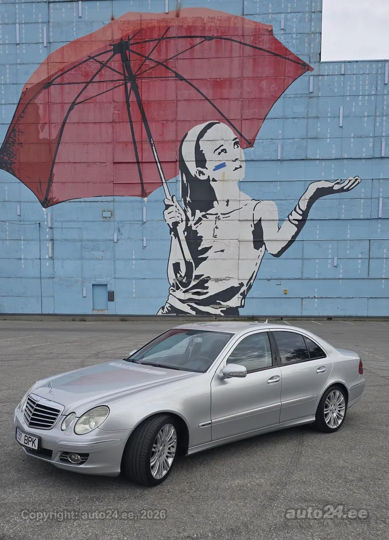 Mercedes-Benz E 220 - 1