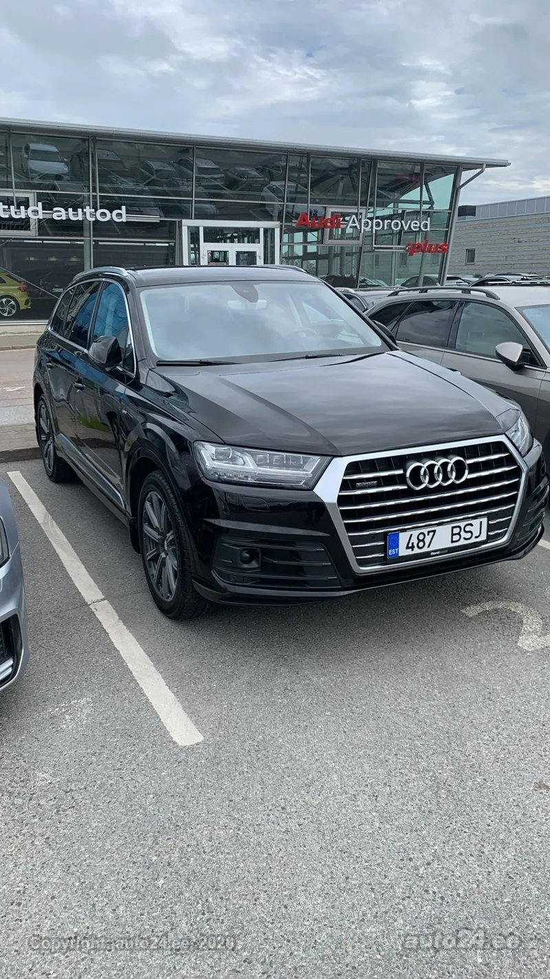 Audi Q7 - 1