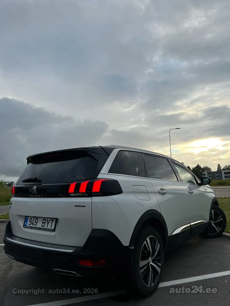 Peugeot 5008 - 1