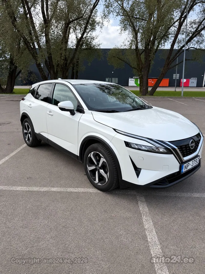Nissan Qashqai - 1