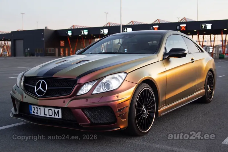Mercedes-Benz E 350 - 1