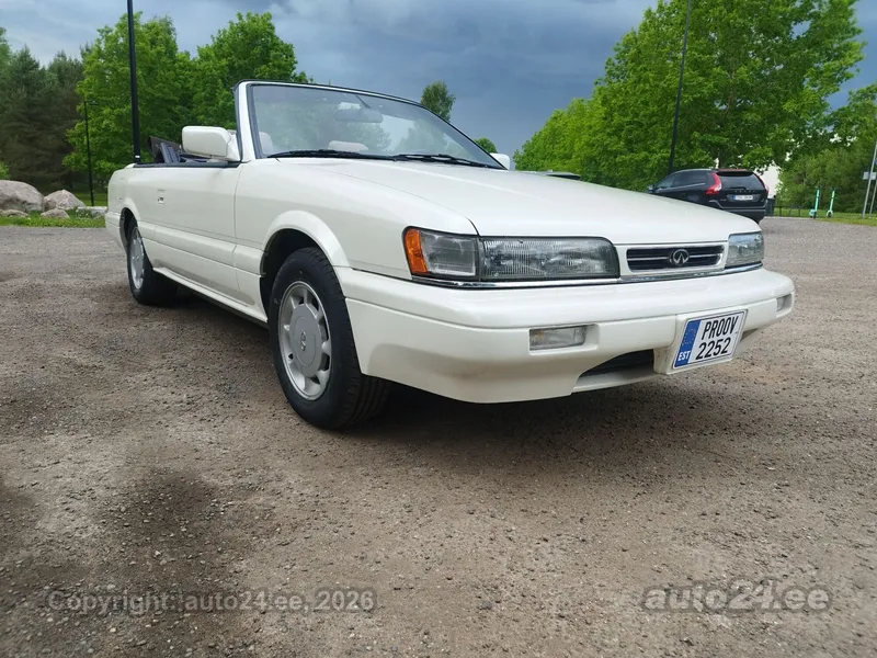 Infiniti M30 - 1