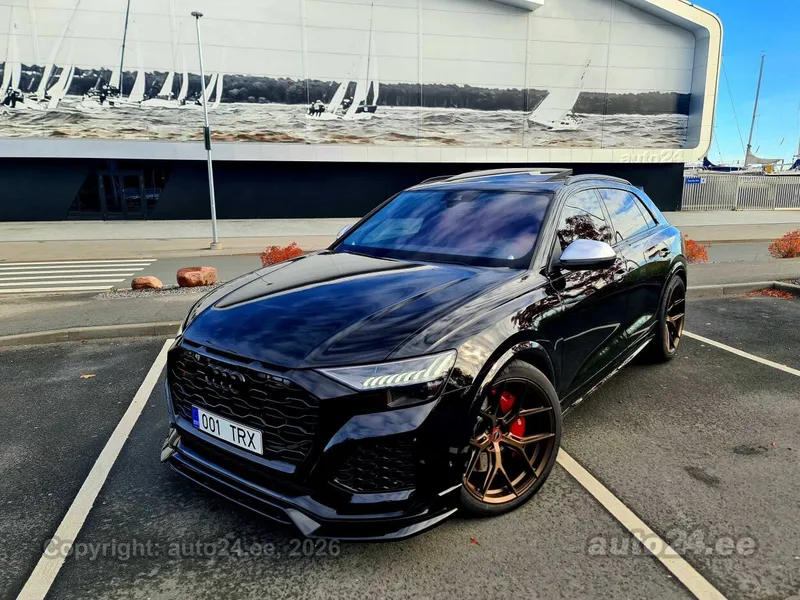 Audi RS Q8 - 1