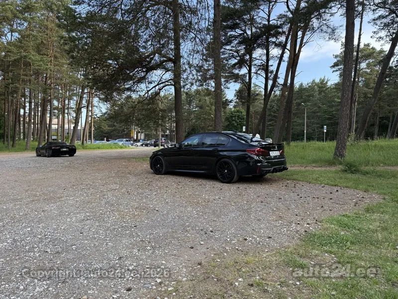 BMW 520 - 1