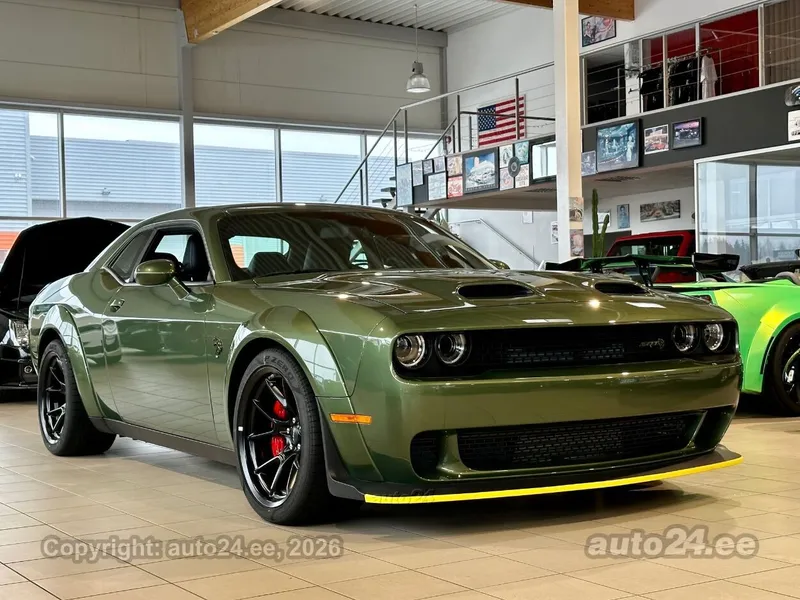 Dodge Challenger - 1